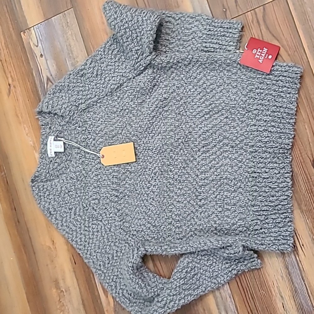 Yet  Again chunky sweater.  Nwt. Small